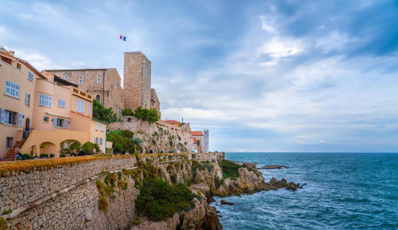 Nice Renting - Massena - Loft - Heart Of Vieil Antibes - The Market With Sea View מראה חיצוני תמונה