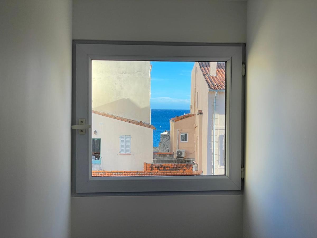 Nice Renting - Massena - Loft - Heart Of Vieil Antibes - The Market With Sea View מראה חיצוני תמונה