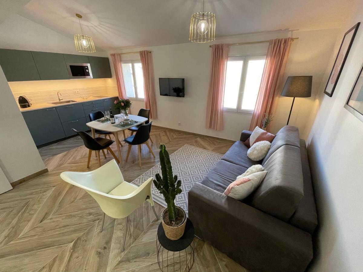 Nice Renting - Massena - Loft - Heart Of Vieil Antibes - The Market With Sea View מראה חיצוני תמונה